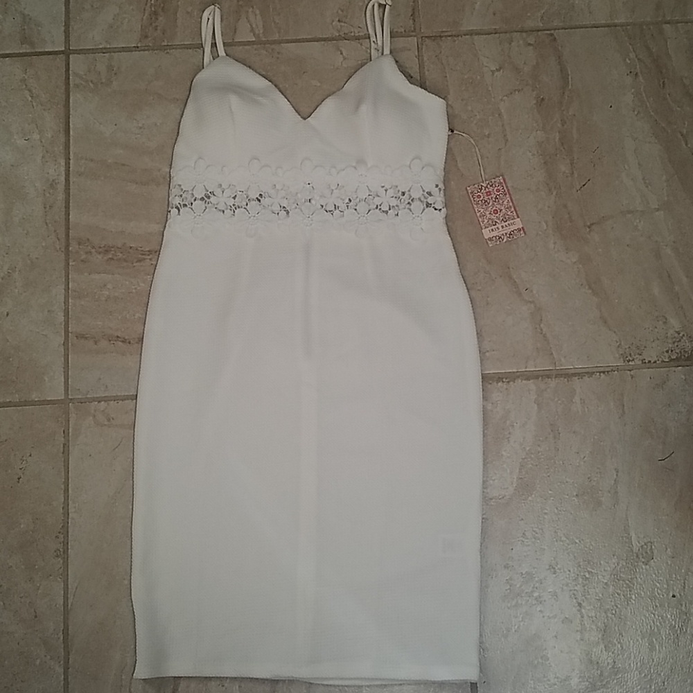 NWT White Dress Above Knee By IRIS Sz M